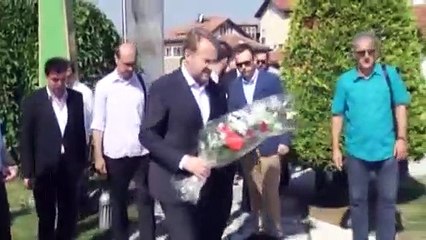 "Bilge Kral" kabri başında anıldı