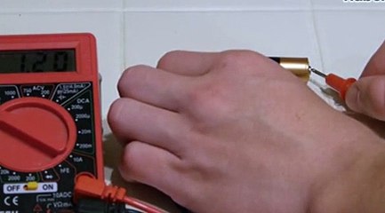 Alet kullanmadan pilin boş olduğu nasıl anlaşılır?