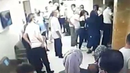 Hastanede asansör kavgası