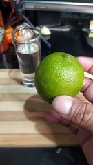 #tutorial #receta de #cocina como partir un #limon para el #tequila