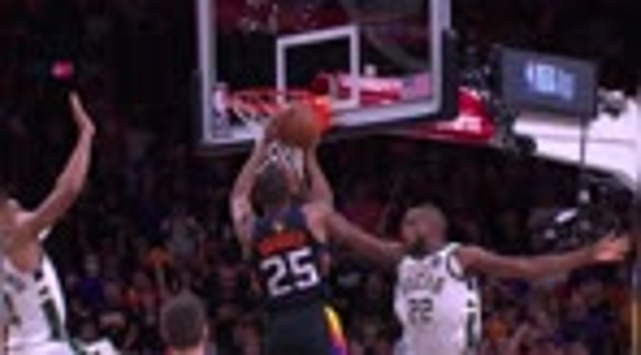 Returning Giannis shuts down Bridges layup