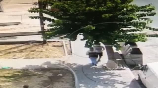 14 yaşındaki çocuğun cep telefonunu gasbettikleri ileri sürülen 2 şüpheliden biri tutuklandı