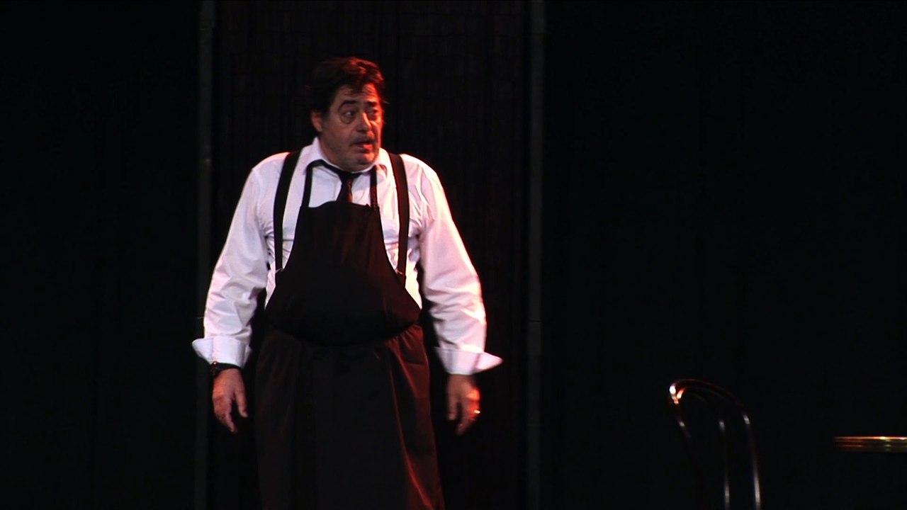 Bernard Pinet dans La Vache, le Coq et le Piteboule - Paris et Festival d'Avignon 2016