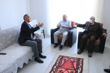 TSKGV'ye 600 bin lira bağışlayan kişiye altın madalya ve berat belgesi verildi