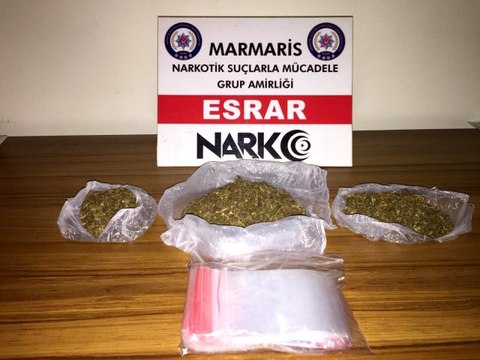 Marmaris Narkotik ekipleri zehir tacirlerine göz açtırmıyor