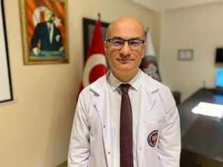 CERRAHPAŞA'DA ARAŞTIRILIYOR: KORONAVİRÜS GEÇİRENLERİN YÜZDE 30'UNUN SAÇI DÖKÜLDÜ