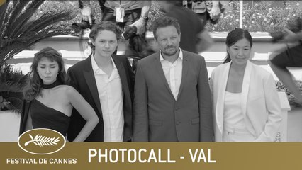 VAL - PHOTOCALL - CANNES 2021 - VF