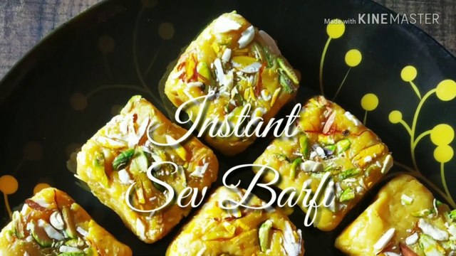 सेव बर्फी/मिल्क पाउडर बर्फी/Sev Barfi/Milk powder barfi