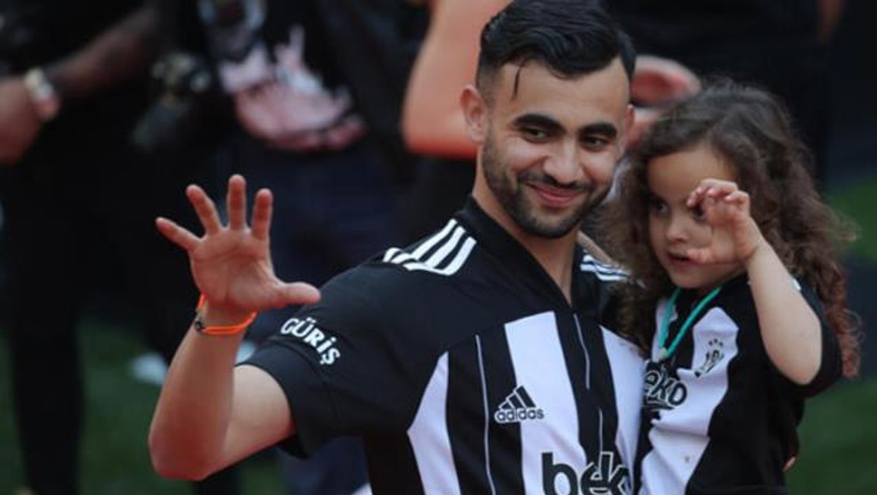 Eski Beşiktaşlı Rachid Ghezzal'ın paylaşımı Galatasaraylı taraftarları heyecanlandırdı