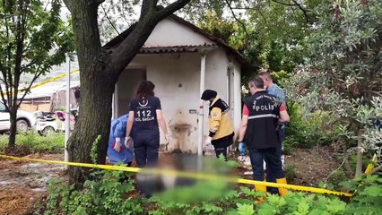 BURSA - Tarlada erkek cesedi bulundu