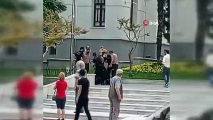 Bursa'da Atatürk'e çirkin saldırı! Eline çekiç alıp...