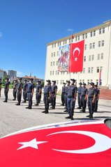 BEDENSEL ENGELLİ MUHAMMED, 1 GÜNLÜĞÜNE ASKER OLMANIN SEVİNCİNİ YAŞADI