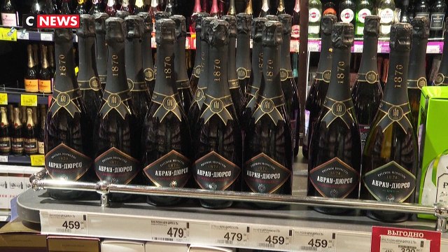 En Russie, le champagne français devra désormais s'appeler vin pétillant - Une loi signée par Vladimir Poutine prévoit de réserver l'appellation champagne aux vins effervescents russes