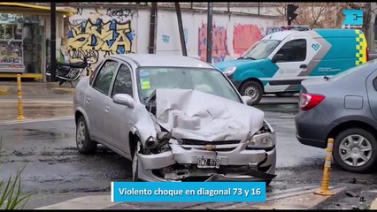 Violento choque en diagonal 73 y 16