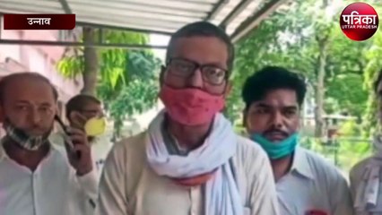 नगर पालिका के अधिकारी व अध्यक्ष के खिलाफ सभासद आंदोलित