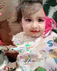 you can't ignore This all cute baby's video