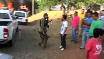 Teröristler 3 aracı böyle yaktı