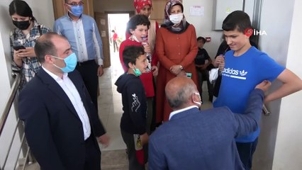 Özel çocuklar ilk kez ata binmenin heyecanını yaşadı