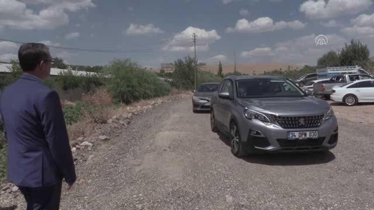 Tarım ve Orman Bakan Yardımcısı Tunç, 30 üreticiye makine ve ekipman dağıttı