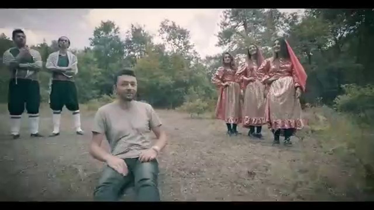 Ünal Zorer - Eli Elime Değdi