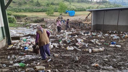 Baraj kapakları açıldı: Evler sular altında kaldı