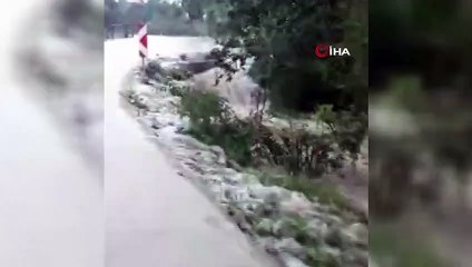 Kastamonu’da sağanak yağış nedeniyle bir köy su altında kaldı