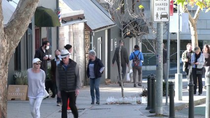 호주 시드니 "델타 변이는 게임 체인저" 봉쇄령 1주 연장 / YTN