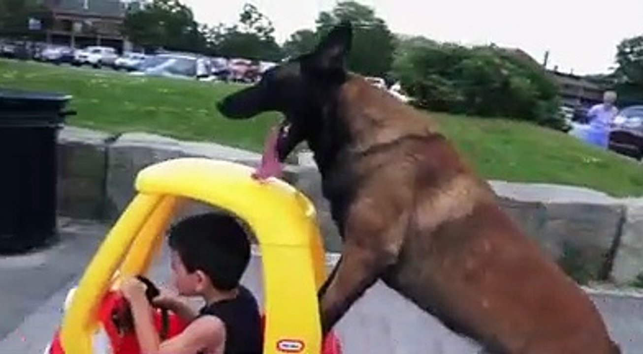 Bu bebek bakıcısı çok farklı!