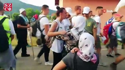 Srebrenitsa kurbanlarının tabutları anıt mezarlığa taşındı