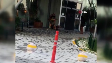 Yabancı uyruklu kadınların saç saça baş başa kavgası kameralarda