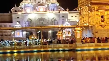 Golden Temple with time lapse