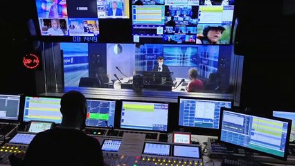 "Ne pas respecter une obligation de vaccination est une faute", avertit Élisabeth Borne