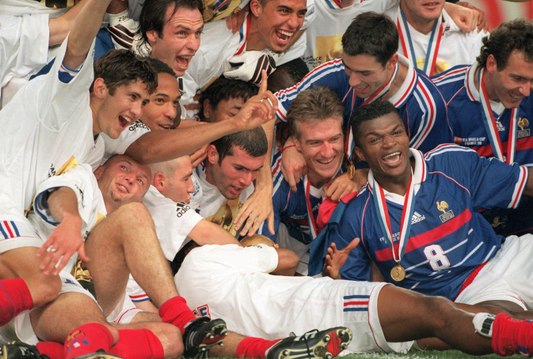 Que sont devenus les joueurs de l'équipe de france vainqueurs de l'Euro 2000