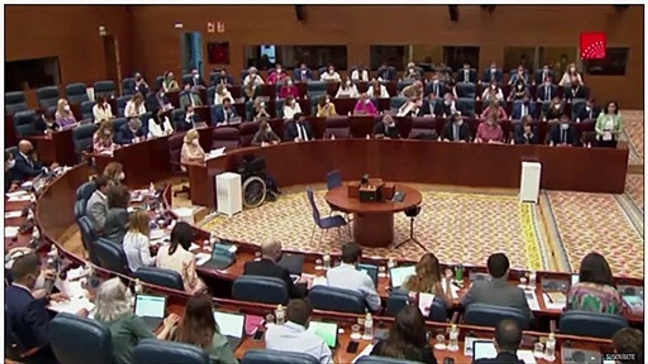 Ayuso, sobre Telemadrid: "Un servicio público sin público no es un servicio, sino un negocio de cuatro"