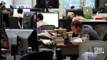 Trump Facebook, Google ve Twitter'a dava açıyor