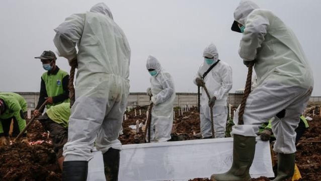 Sinovac araştırmasını yürüten ünlü bilim insanı Novilia Sjafri Bachtiar korona nedeniyle hayatını kaybetti