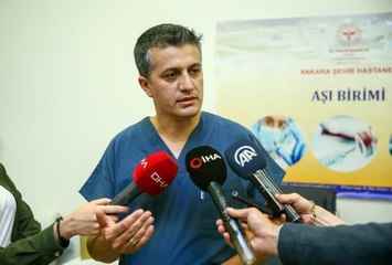 Akvaryum'da 2. bebek penguen de dünyaya gözlerini açtı