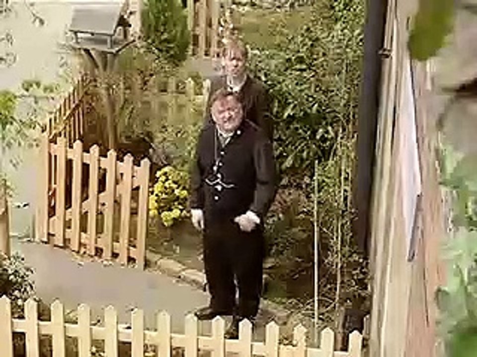 Oh Doctor Beeching! 'S1/E2 Talking Turkey'  Su Pollard • Paul Shane • Julia Deakin • Jeffrey Holland