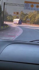 Ônibus com equipe de futsal tomba na BR-376 entre o PR e SC