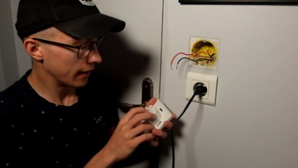 J'installe un INTERRUPTEUR CONNECTE à 15€ (Google Home & Alexa • Aliexpress FR)