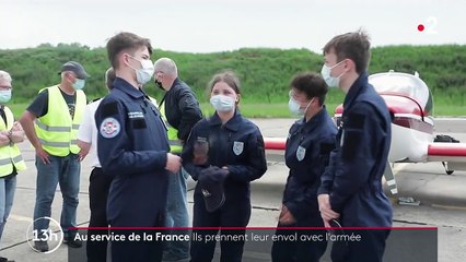Evreux : des jeunes s'envolent avec l'armée grâce au programme des escadrilles air jeunesse