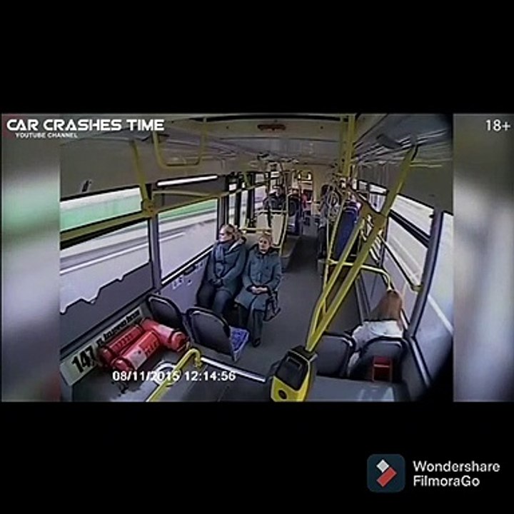 Un conducteur s'assoupit au volant