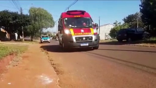 Mulher sofre contusão na cabeça e corte na boca ao cair em residência no Floresta