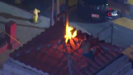 ABD'de bir şahıs, kilisenin çatısındaki haçları yakmaya çalıştı