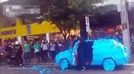 Engellilere ayrılan yere park eden adama bakın ne yaptılar