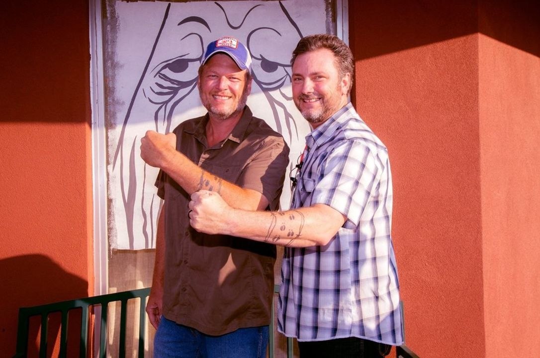 Blake Shelton Surprises Tribute Band, Blake Nation at His Oklahoma Music Venue and Eatery, Ole Red Tishomingo