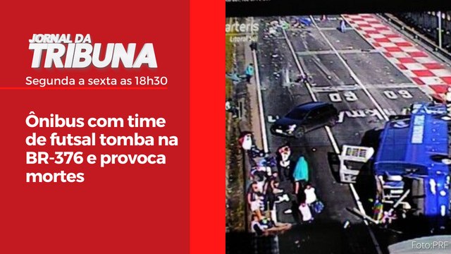 Ônibus com time de futsal tomba na BR-376 e provoca mortes