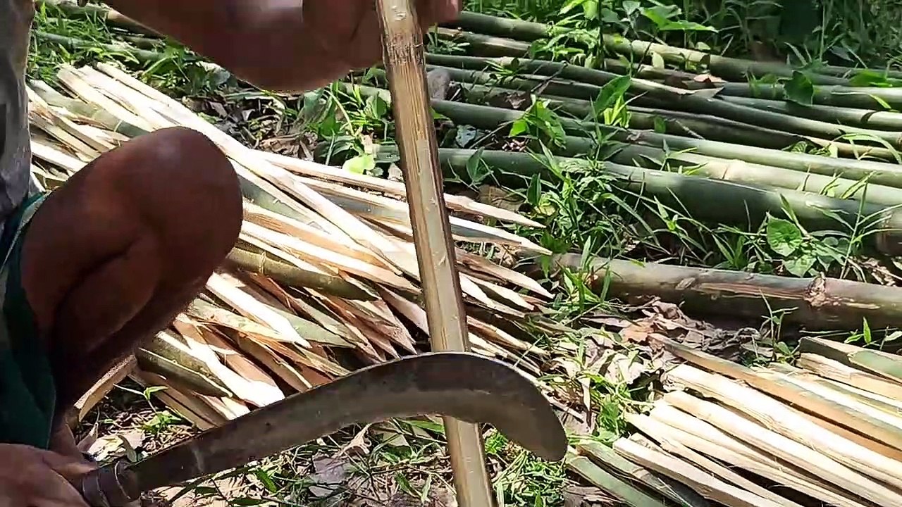 Bamboo Fencing Work On Lockdown.