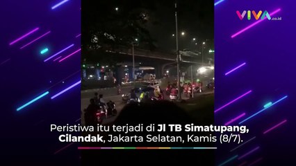 Aksi Brutal Geng Motor Menyerang Polisi