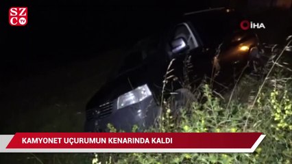 Sinop’ta faciadan dönüldü: Kamyonet uçurumun kenarında kaldı